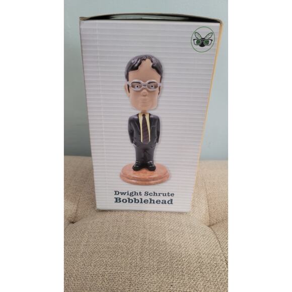 CULTUREFLY OFFICIAL NBC Universal Dwight Schrute The Office Bobblehead Figure - Picture 3 of 7